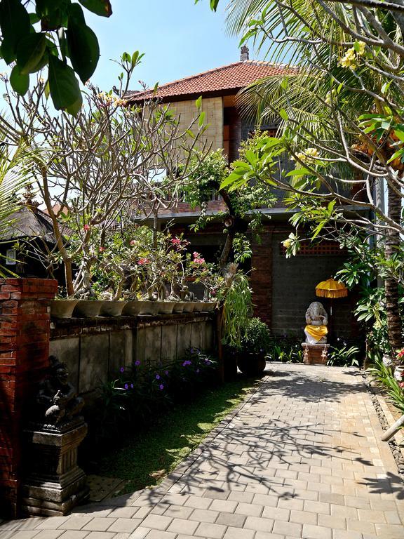 Pondok Narita Apartment Sanur  Exterior photo